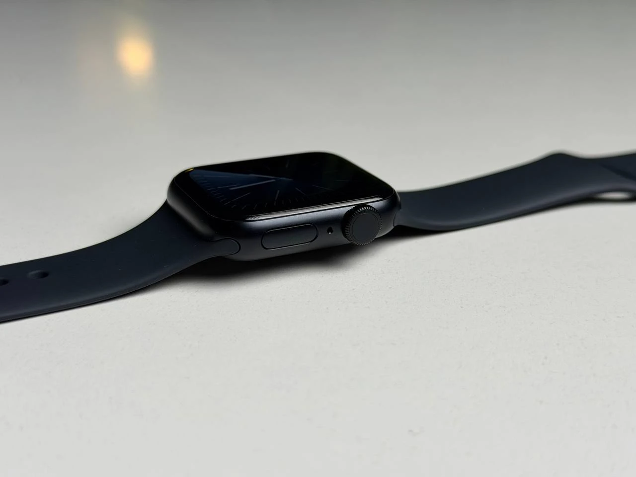 ВІТРИННИЙ Apple Watch SE 3 GPS + Cellular 40mm Midnight Aluminum Case with Midnight Sport Band - S/M (MEP94) - Стан: ідеальний | Акумулятор: 100% | Комплектація: повний, без коробки | Гарантія: 3 міс.