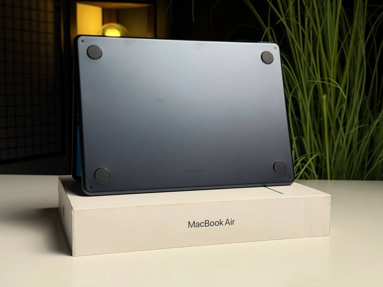 ВИТРИННЫЙ MacBook Air 13" M5/10CPU/10GPU/24GB/512GB Midnight 2026 (Z1L6000RQ) - Состояние: хорошее | Аккумулятор: 100% | Комплектация: полный | Гарантия: 3 мес.