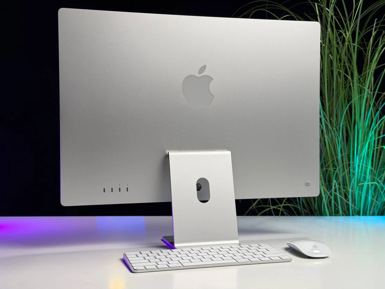 ВЖИВАНИЙ Б/У Apple iMac 24" M3 8GPU/24GB/1TB Silver 2023 (Z19500026) - Стан: гарний | Комплектація: повний, без коробки | Гарантія: 3 міс.