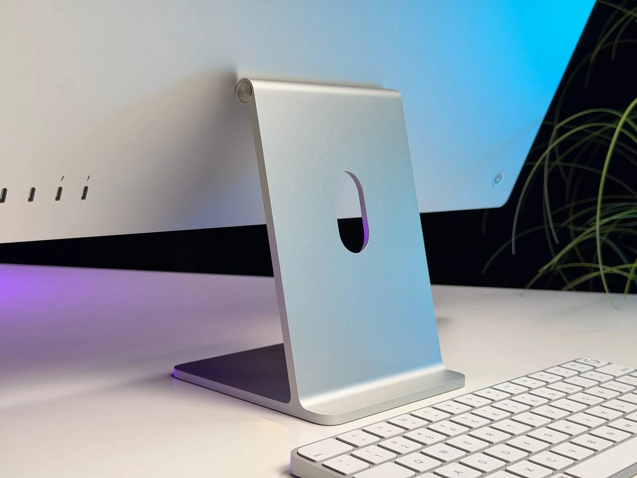 ВЖИВАНИЙ Б/У Apple iMac 24" M3 8GPU/24GB/1TB Silver 2023 (Z19500026) - Стан: гарний | Комплектація: повний, без коробки | Гарантія: 3 міс.