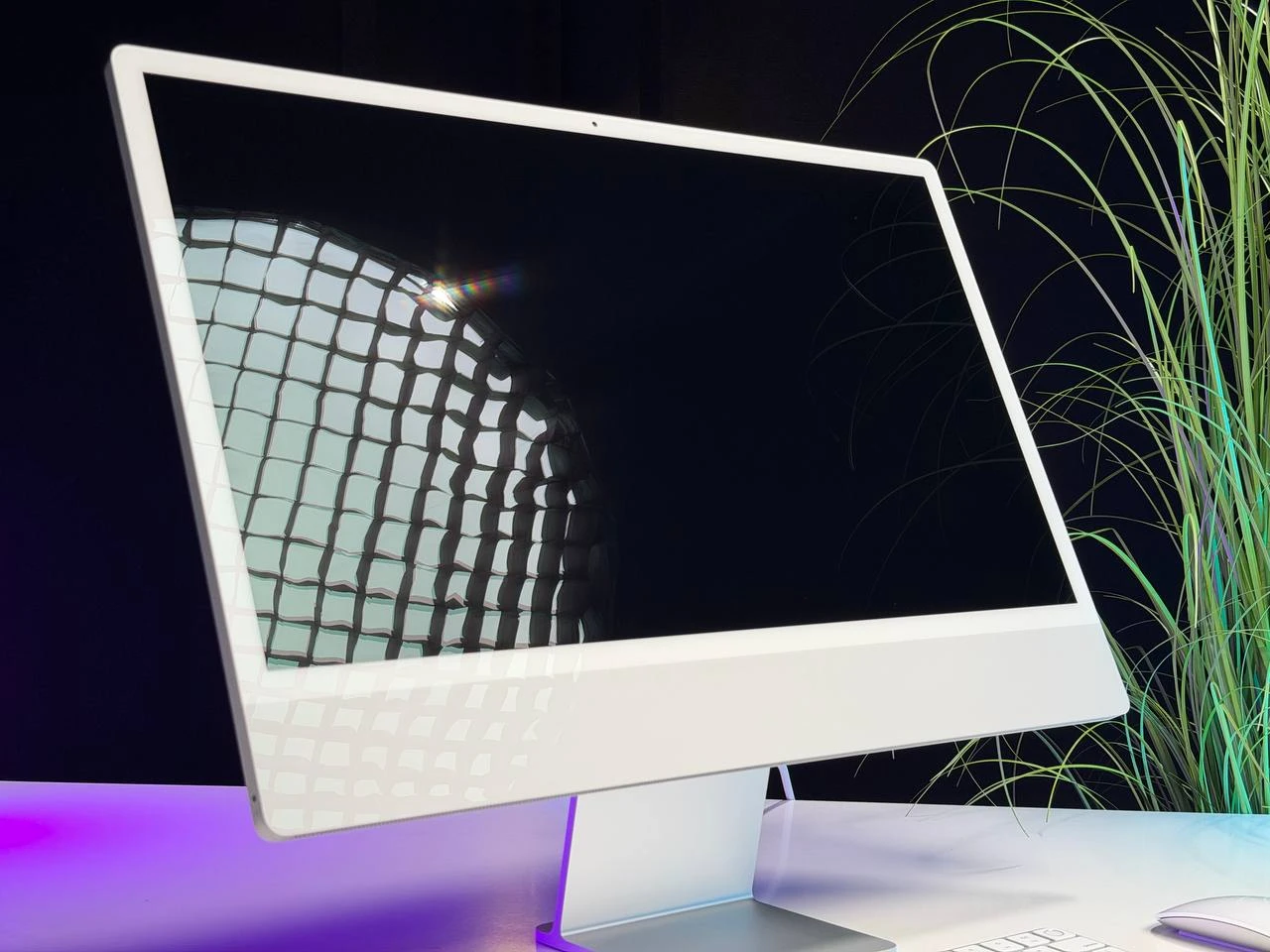 ВЖИВАНИЙ Б/У Apple iMac 24" M3 8GPU/24GB/1TB Silver 2023 (Z19500026) - Стан: гарний | Комплектація: повний, без коробки | Гарантія: 3 міс.