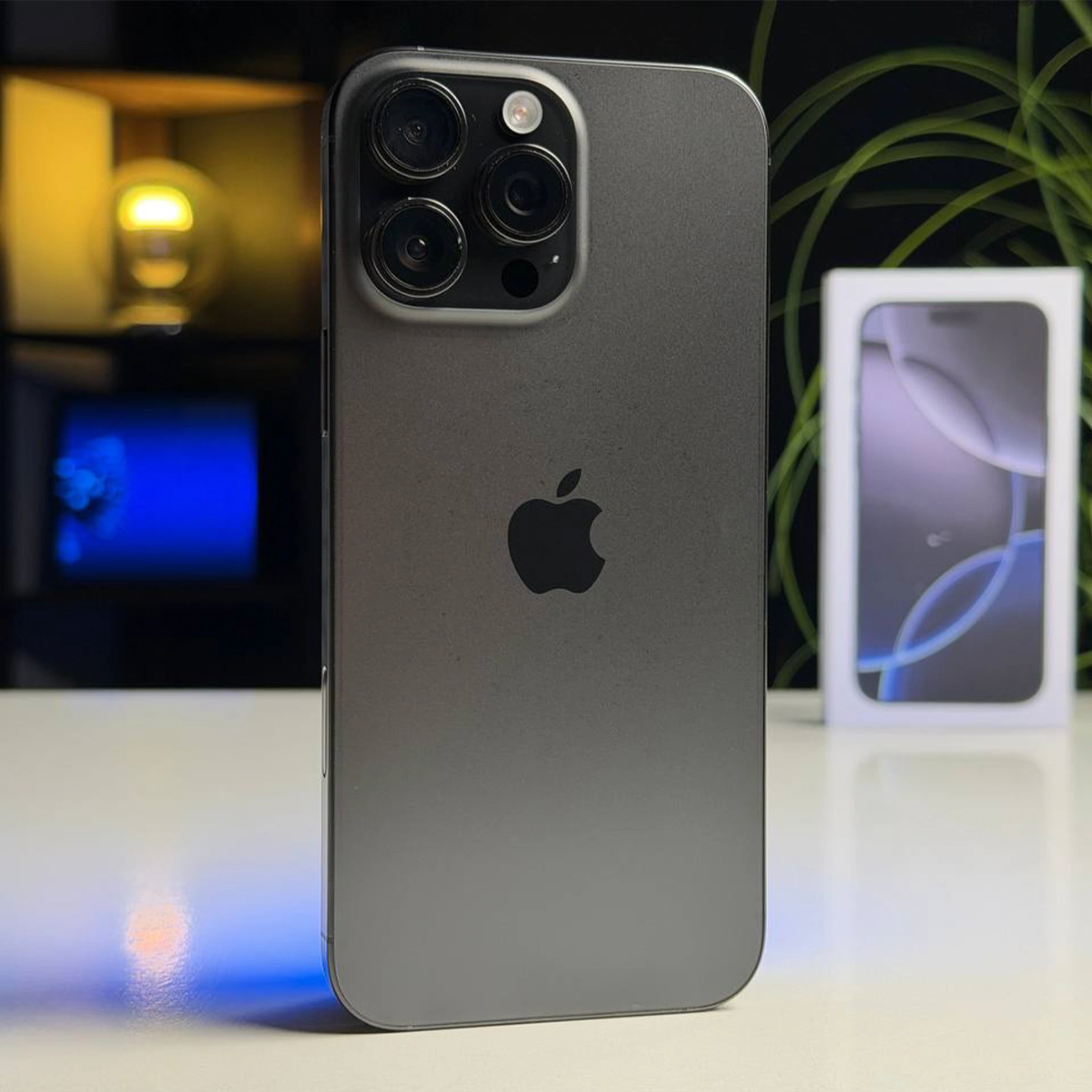 ВЖИВАНИЙ Б/У Apple iPhone 16 Pro Max 256GB Black Titanium (MYWV3) - Состояние: хорошее | Аккумулятор: 91% | Комплектация: полный | Гарантия: 3 мес. ВЖИВАНИЙ Б/У Apple iPhone 16 Pro Max 256GB Black Titanium (MYWV3) - Состояние: хорошее | Аккумулятор: 91% | Комплектация: полный | Гарантия: 3 мес.