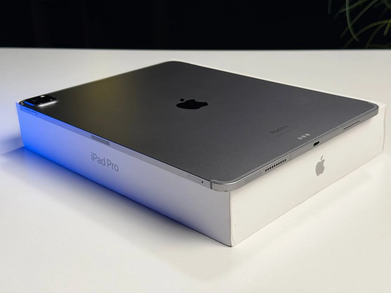 ВЖИВАНИЙ Б/У iPad Pro 12.9" 2022 Wi-Fi + Cellular 512GB Space Gray (MP623, MP223) - Стан: гарний | Акумулятор: 90% | Комплектація: повний | Гарантія: 3 міс.