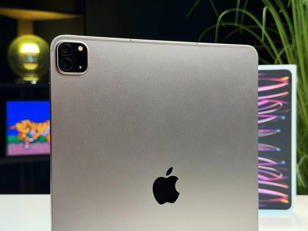 ВЖИВАНИЙ Б/У iPad Pro 12.9" 2022 Wi-Fi + Cellular 512GB Space Gray (MP623, MP223) - Стан: гарний | Акумулятор: 90% | Комплектація: повний | Гарантія: 3 міс.