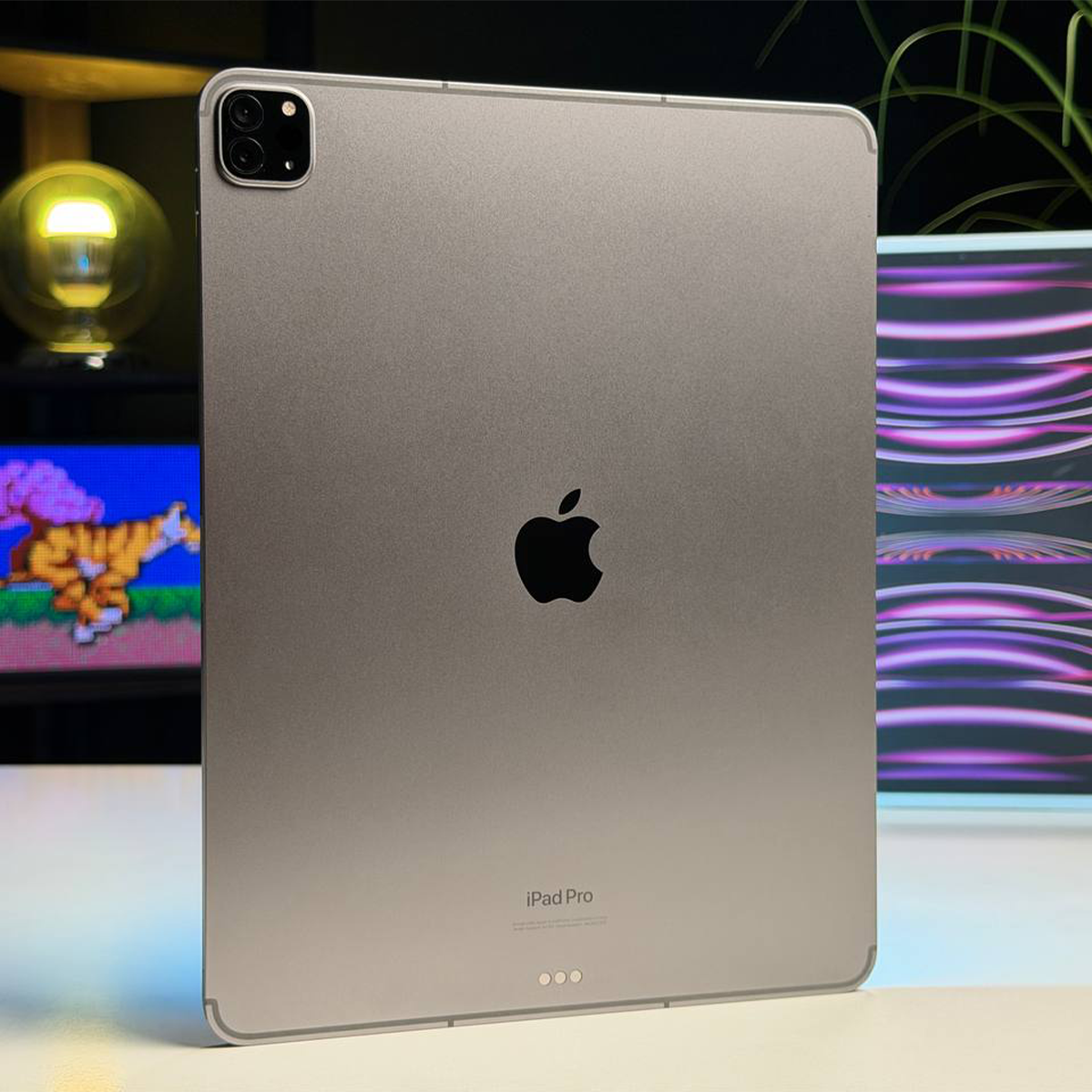 ВЖИВАНИЙ Б/У iPad Pro 12.9" 2022 Wi-Fi + Cellular 512GB Space Gray (MP623, MP223) - Стан: гарний | Акумулятор: 90% | Комплектація: повний | Гарантія: 3 міс.