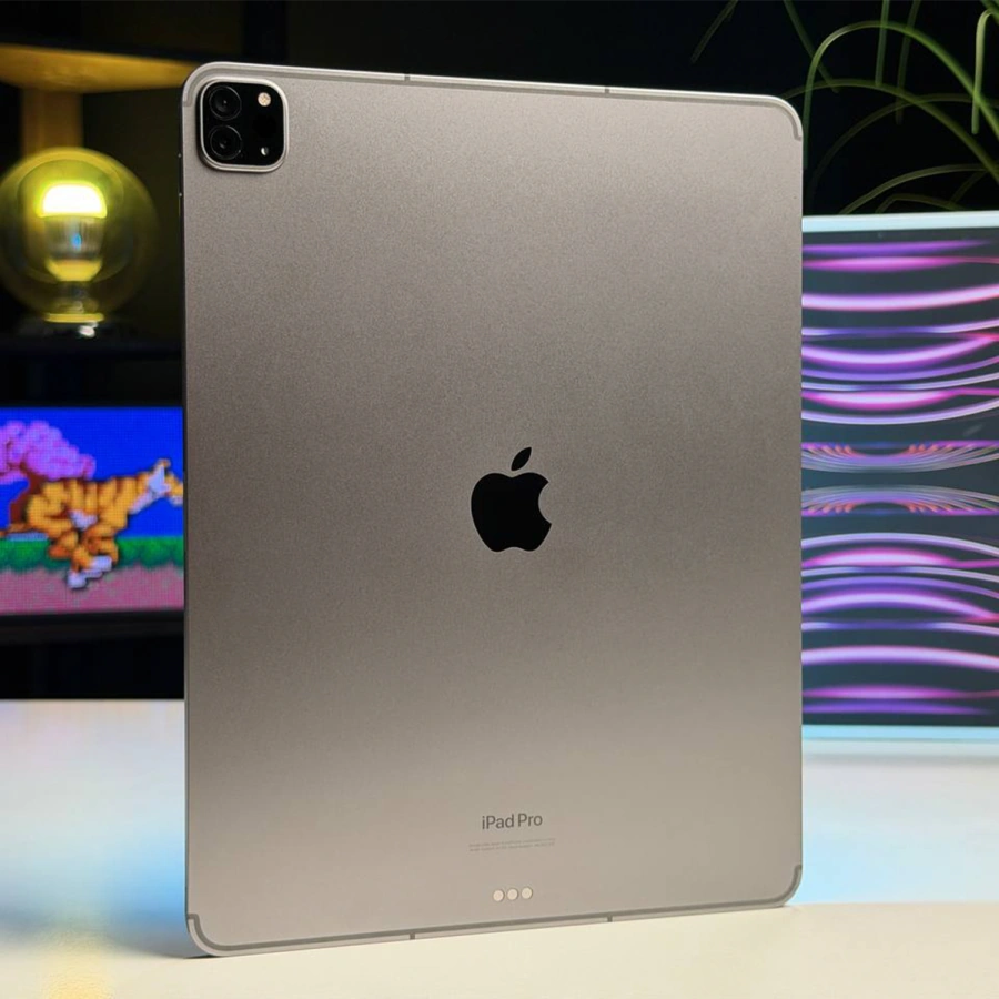 ВЖИВАНИЙ Б/У iPad Pro 12.9" 2022 Wi-Fi + Cellular 512GB Space Gray (MP623, MP223) - Стан: гарний | Акумулятор: 90% | Комплектація: повний | Гарантія: 3 міс.