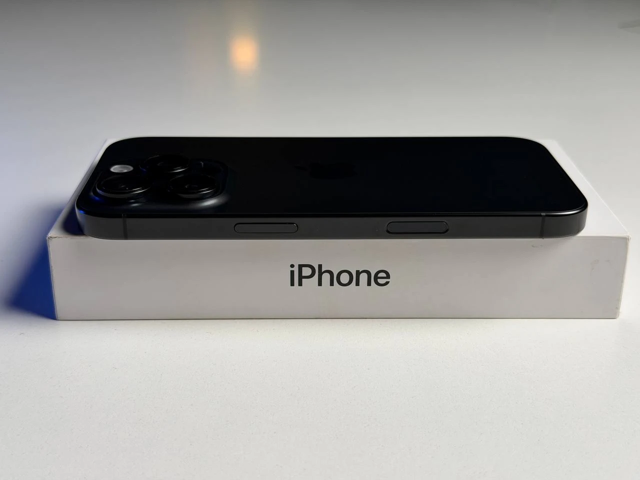 ВЖИВАНИЙ Б/У Apple iPhone 16 Pro 128GB Black Titanium (MYND3) - Состояние: хороший | Аккумулятор: 92% | Комплектация: полный | Гарантия: 3 мес.