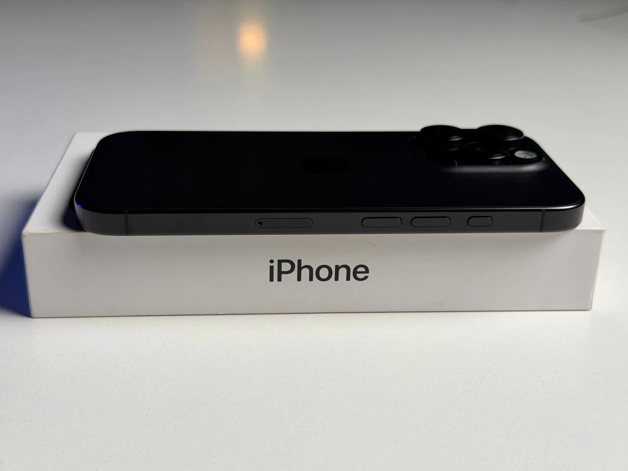 ВЖИВАНИЙ Б/У Apple iPhone 16 Pro 128GB Black Titanium (MYND3) - Состояние: хороший | Аккумулятор: 92% | Комплектация: полный | Гарантия: 3 мес.
