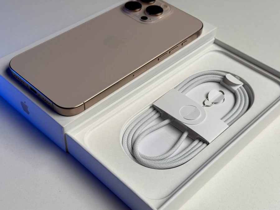 ВЖИВАНИЙ Б/У Apple iPhone 16 Pro Max 1TB Desert Titanium (MYX63) - Стан: ідеальний | Акумулятор: 91% | Комплектація: повний | Гарантія: 3 міс.