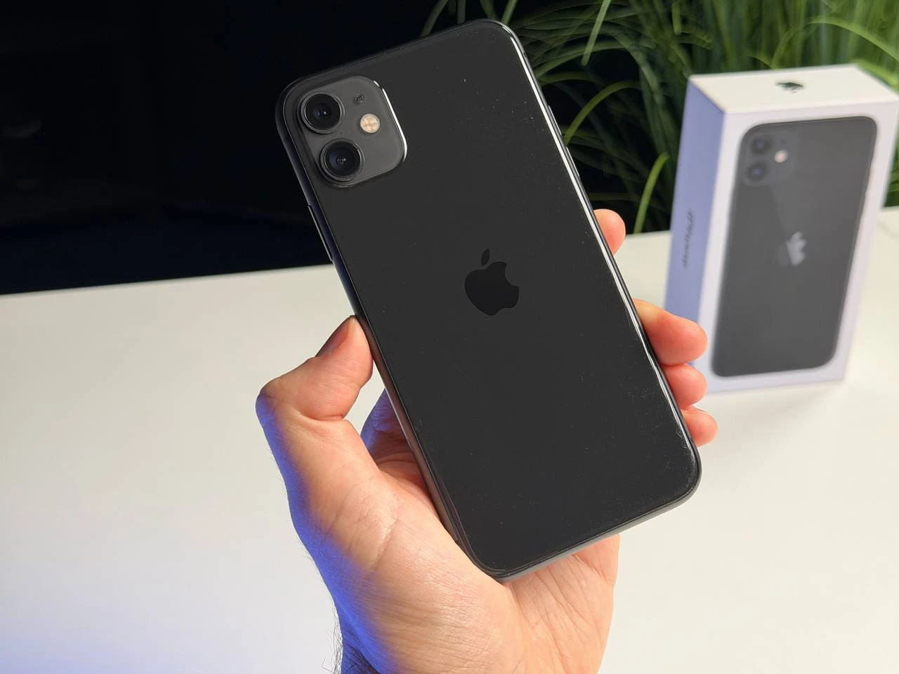 ВЖИВАНИЙ Б/У Apple iPhone 11 128GB Black (MHCX3, MHDH3) - Состояние: удовлетворительный | Аккумулятор: 100% | Комплектация: полный | Гарантия: 3 мес.