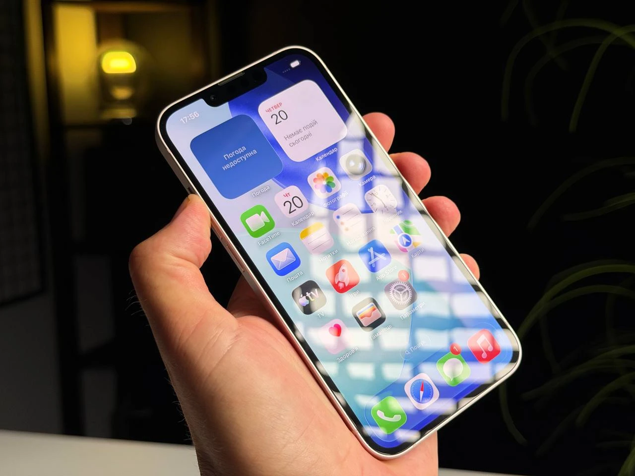 ВЖИВАНИЙ Б/У Apple iPhone 13 128GB Pink (MLMN3, MLPH3) - Стан: гарний | Акумулятор: 100% | Комплектація: повний | Гарантія: 3 міс.