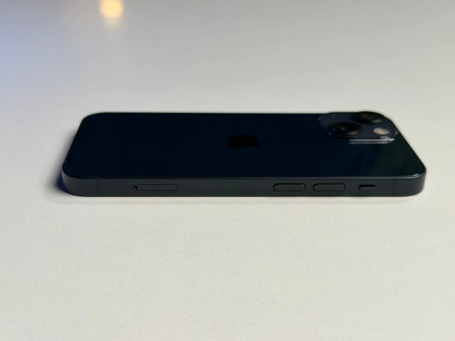 ВЖИВАНИЙ Б/У Apple iPhone 13 Mini 128GB Midnight (MLHM3, MLK03) - Состояние: хороший | Аккумулятор: 100% | Комплектация: iPhone, кабель | Гарантия: 3 мес.