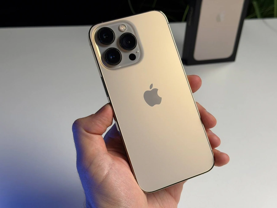 ВЖИВАНИЙ Б/У Apple iPhone 13 Pro 256GB Gold (MLTY3, MLVK3) - Состояние: хороший | Аккумулятор: 100% | Комплектация: полный | Гарантия: 3 мес.