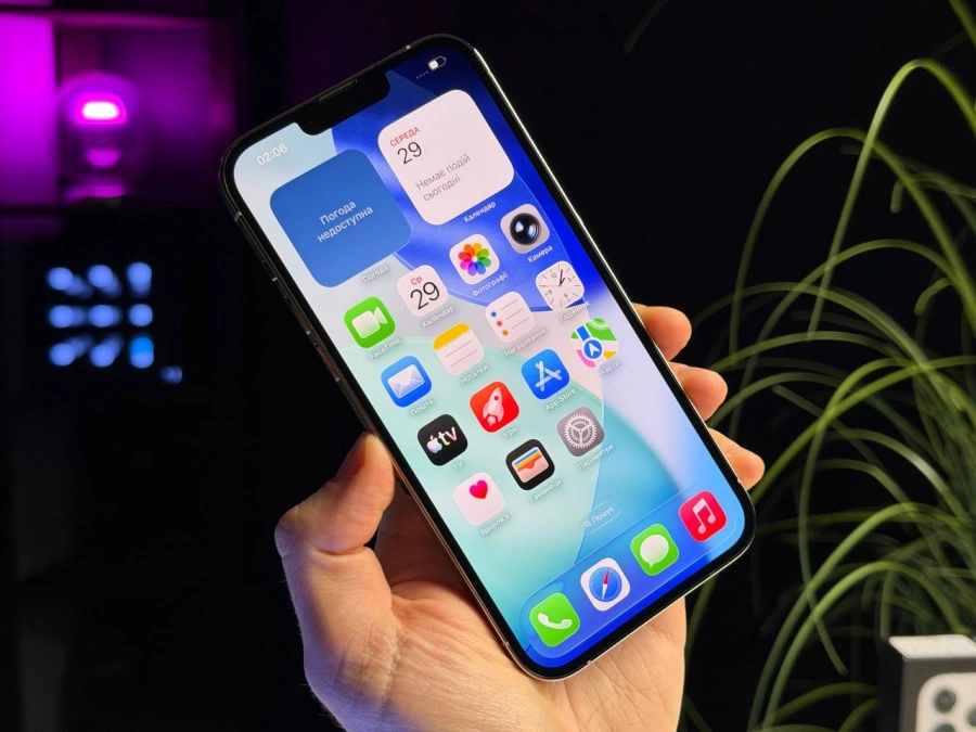 ВЖИВАНИЙ Б/У Apple iPhone 13 Pro Max 128GB Silver (MLKM3, MLL73) - Состояние: хороший | Аккумулятор: 100% | Комплектация: полный | Гарантия: 3 мес.