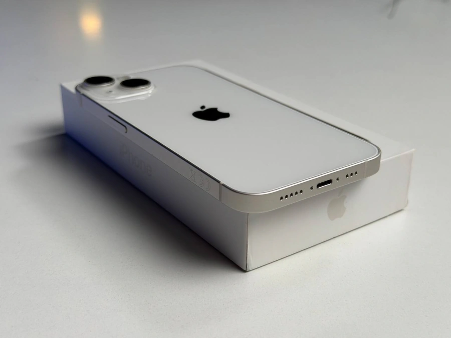 ВЖИВАНИЙ Б/У Apple iPhone 14 256GB Starlight (MPW43) - Состояние: хороший | Аккумулятор: 100% | Комплектация: полный | Гарантия: 3 мес.