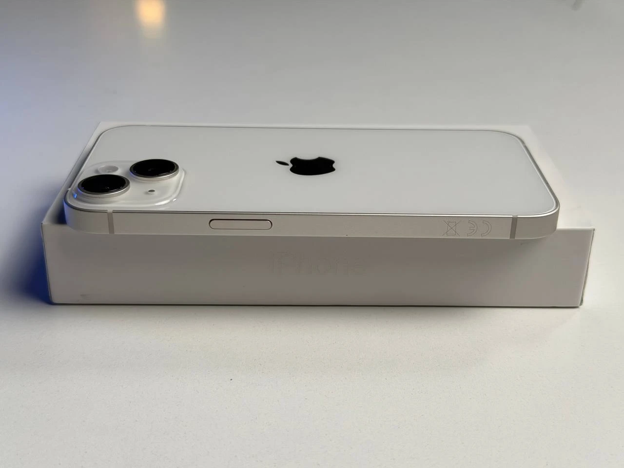 ВЖИВАНИЙ Б/У Apple iPhone 14 256GB Starlight (MPW43) - Состояние: хороший | Аккумулятор: 100% | Комплектация: полный | Гарантия: 3 мес.