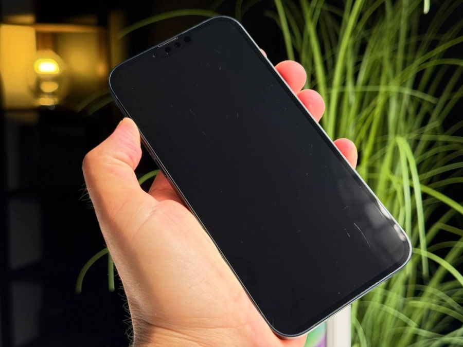 ВЖИВАНИЙ Б/У Apple iPhone 14 Plus 256GB Midnight (MQ533) - Стан: гарний (подряпини на екрані) | Акумулятор: 100% | Комплектація: повний | Гарантія: 3 міс.