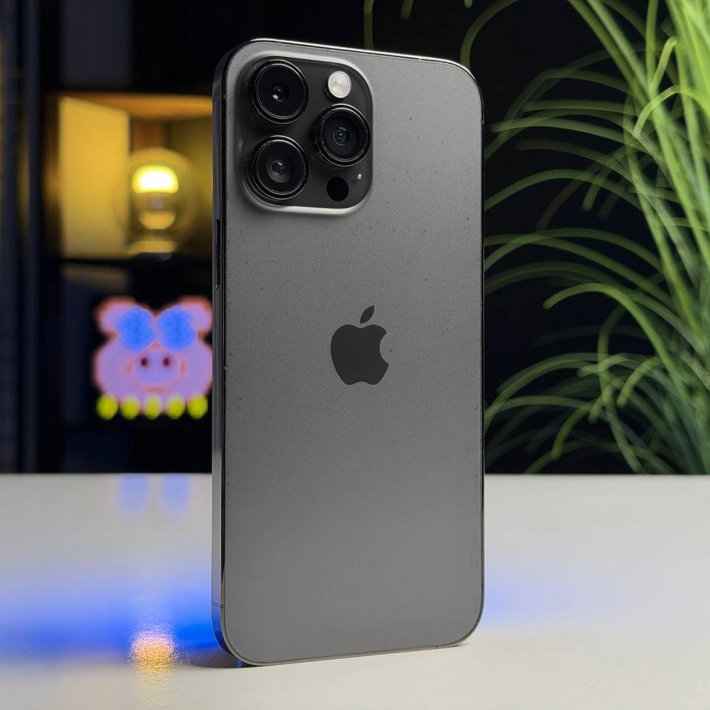 ВЖИВАНИЙ Б/У Apple iPhone 14 Pro Max 256GB Space Black (MQ9U3) - Состояние: хороший | Аккумулятор: 100% | Комплектация: iPhone, кабель | Гарантия: 3 мес.