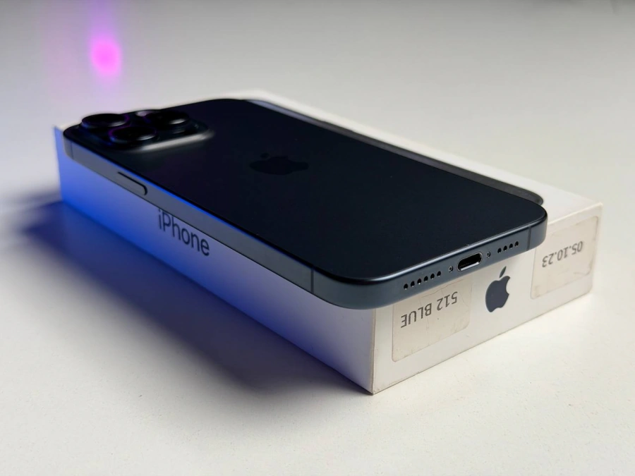 ВЖИВАНИЙ Б/У Apple iPhone 15 Pro Max 256GB Blue Titanium (MU7A3) - Состояние: хороший | Аккумулятор: 100% | Комплектация: полный | Гарантия: 3 мес.