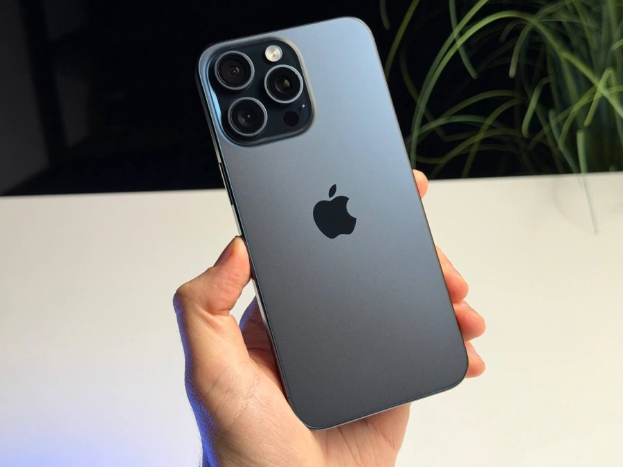 ВЖИВАНИЙ Б/У Apple iPhone 15 Pro Max 512GB Blue Titanium (MU7F3) - Стан: гарний | Акумулятор: 100% | Комплектація: повний | Гарантія: 3 міс.