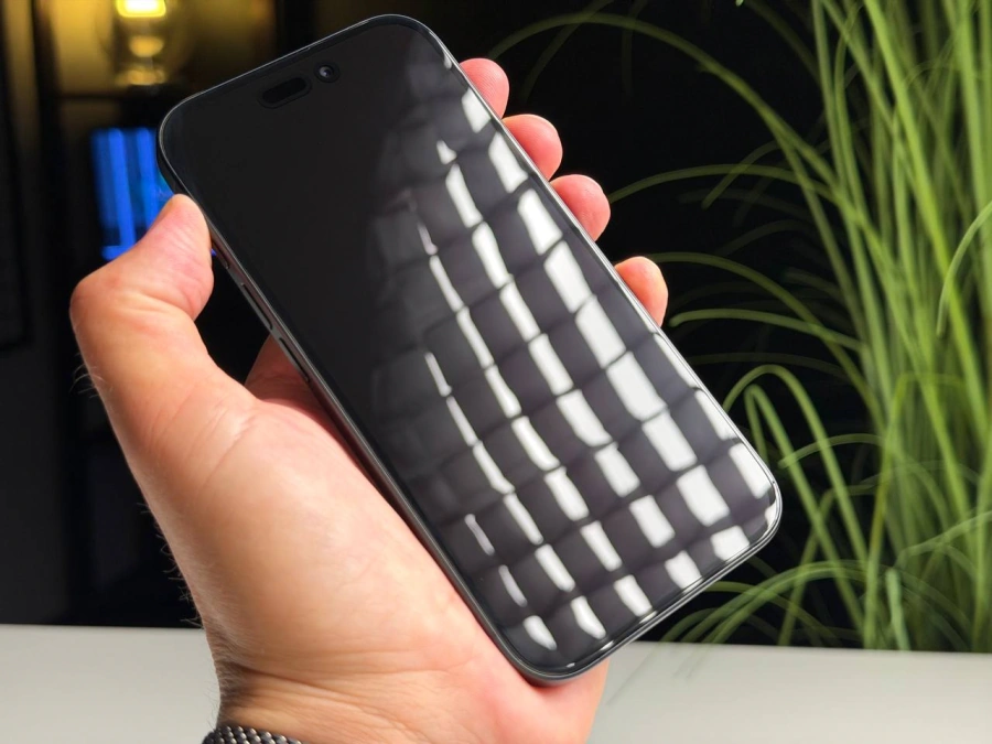ВЖИВАНИЙ Б/У Apple iPhone 16 128GB Black (MYE73) - Стан: гарний (мінялось скло дисплею) | Акумулятор: 100% | Комплектація: iPhone, кабель | Гарантія: 3 міс.