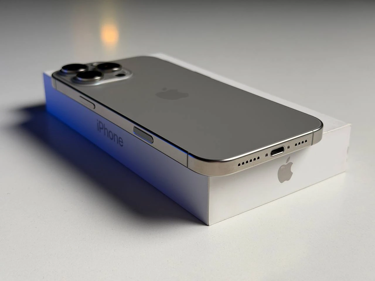 ВЖИВАНИЙ Б/У Apple iPhone 16 Pro Max 256GB Natural Titanium (MYWY3) - Состояние: хороший | Аккумулятор: 91% | Комплектация: полный | Гарантия: 3 мес.