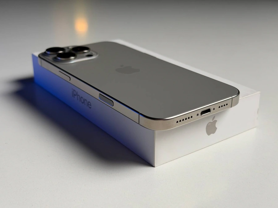 ВЖИВАНИЙ Б/У Apple iPhone 16 Pro Max 256GB Natural Titanium (MYWY3) - Состояние: хороший | Аккумулятор: 91% | Комплектация: полный | Гарантия: 3 мес.