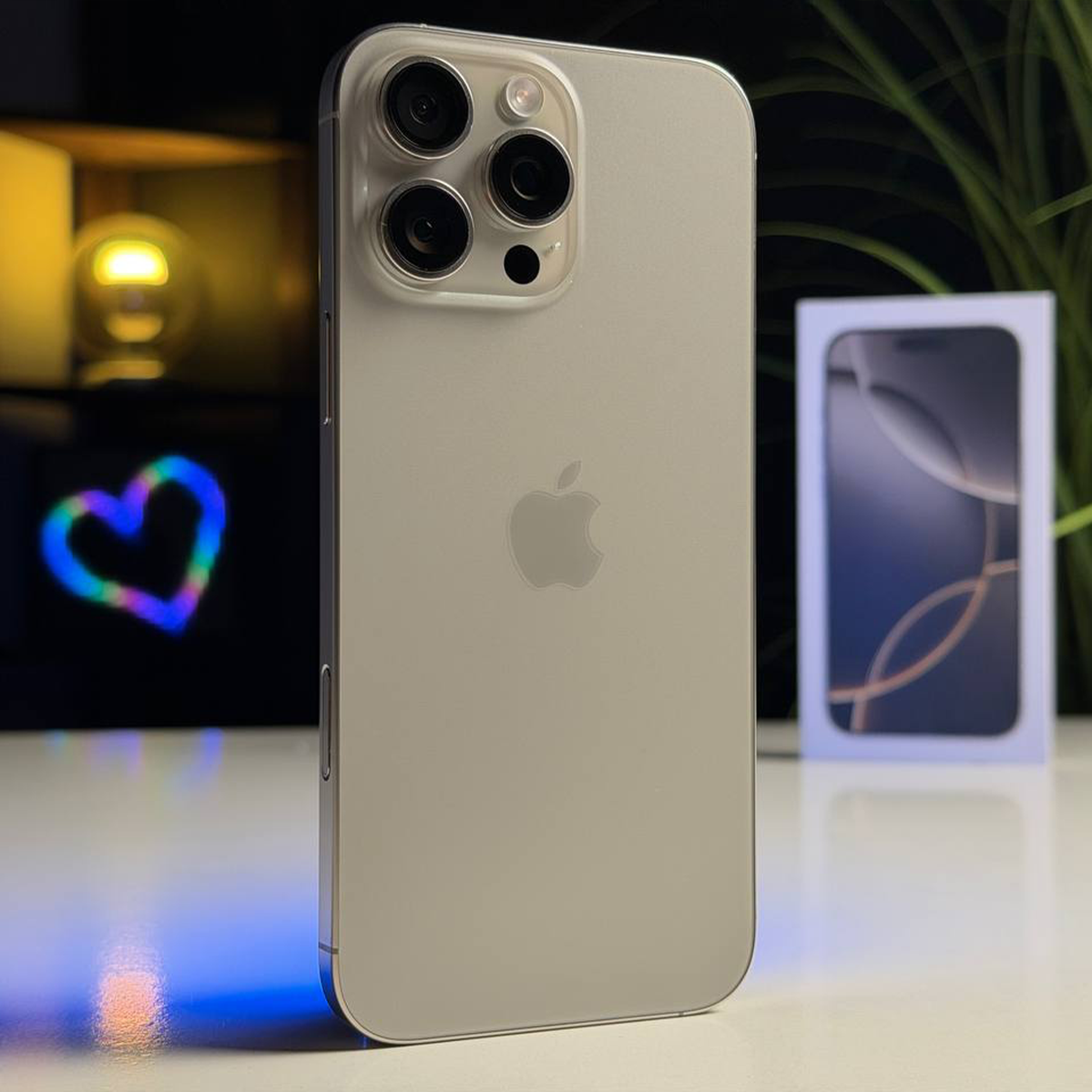 ВЖИВАНИЙ Б/У Apple iPhone 16 Pro Max 256GB Natural Titanium (MYWY3) - Состояние: хороший | Аккумулятор: 91% | Комплектация: полный | Гарантия: 3 мес.
