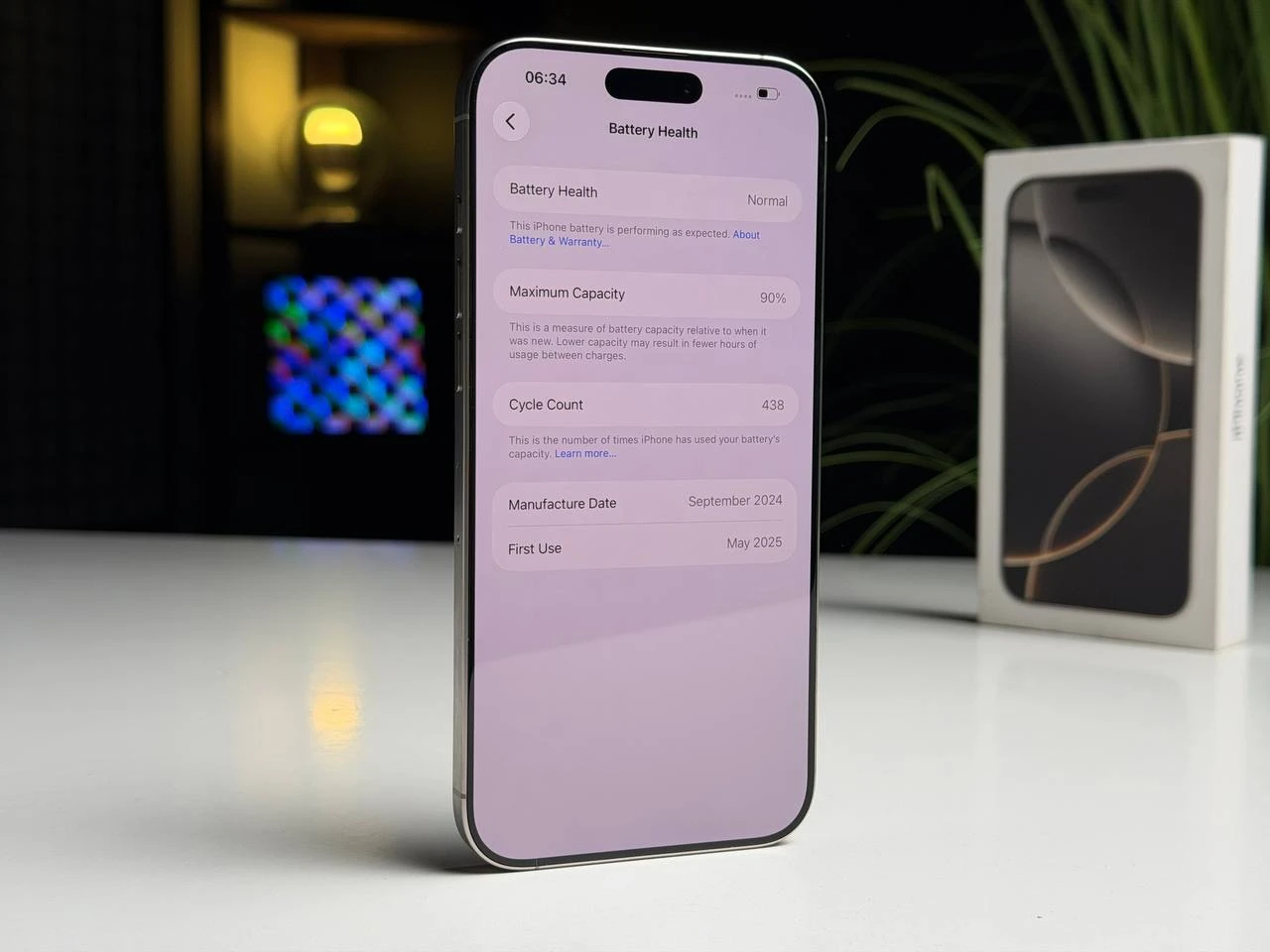 ВЖИВАНИЙ Б/У Apple iPhone 16 Pro Max 256GB Natural Titanium (MYWY3) - Состояние: хороший | Аккумулятор: 90% | Комплектация: полный | Гарантия: 3 мес.
