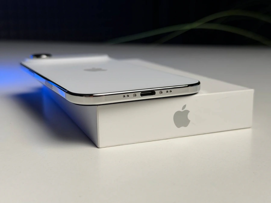 ВЖИВАНИЙ Б/У Apple iPhone Air 256GB Cloud White (MG2M4, MG194, MG284) - Стан: гарний | Акумулятор: 99% | Комплектація: повний | Гарантія: 3 міс.