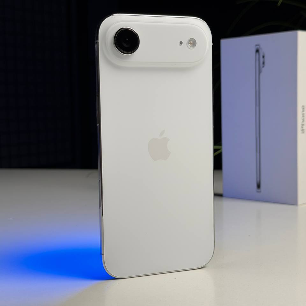 ВЖИВАНИЙ Б/У Apple iPhone Air 256GB Cloud White (MG2M4, MG194, MG284) - Стан: гарний | Акумулятор: 99% | Комплектація: повний | Гарантія: 3 міс.