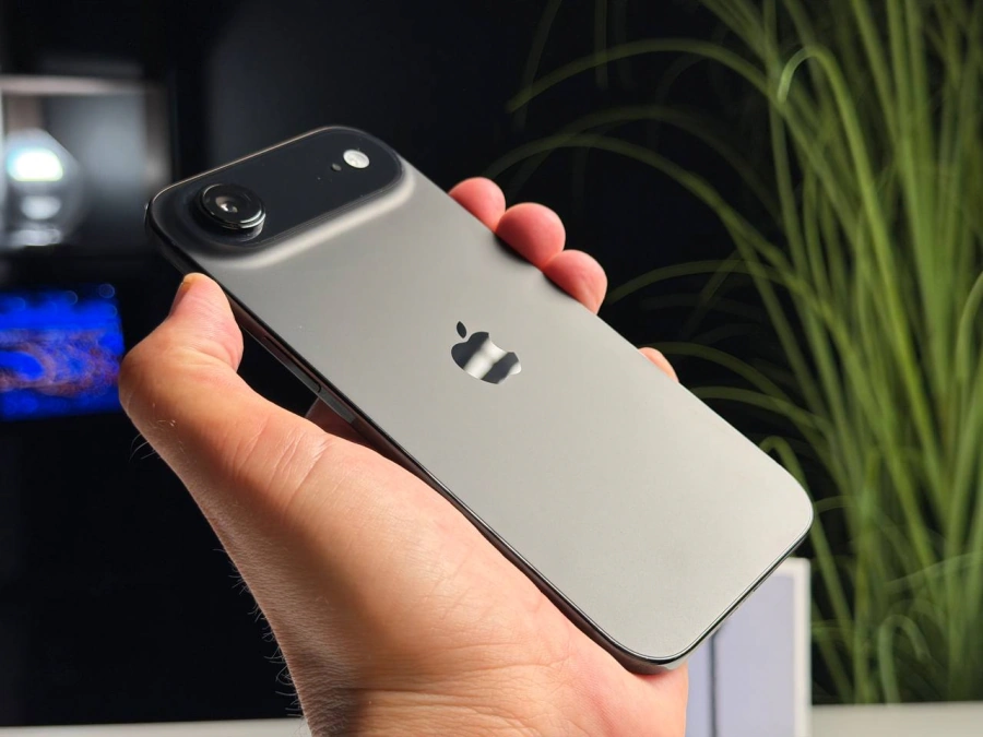 ВЖИВАНИЙ Б/У Apple iPhone Air 256GB Space Black (MG2L4, MG184, MG274) - Стан: гарний | Акумулятор: 100% | Комплектація: повний | Гарантія: 3 міс.