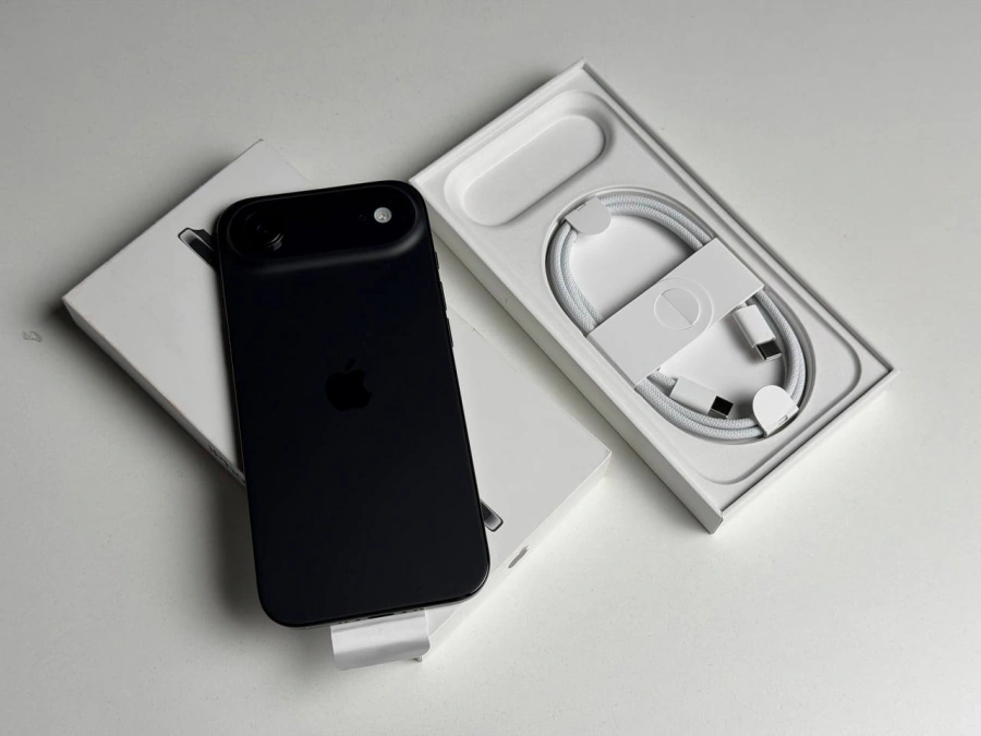 OPEN BOX Apple iPhone Air 256GB Space Black (MG2L4, MG184, MG274) - Стан: ідеальний | Акумулятор: 100% | Комплектація: повний | Гарантія: 3 міс.