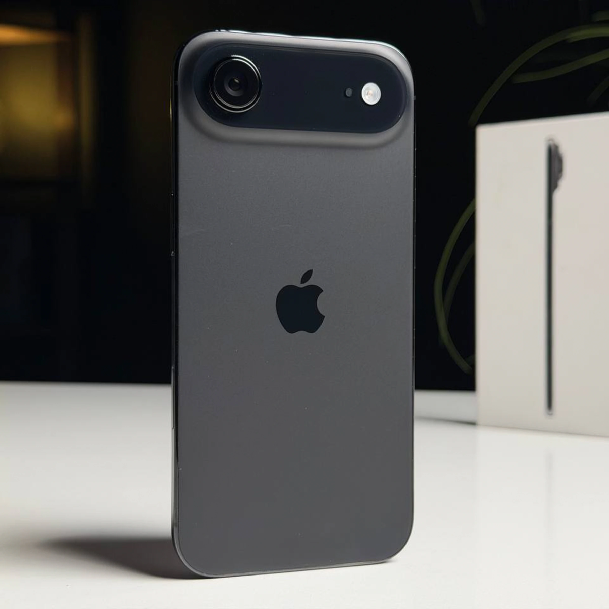 OPEN BOX Apple iPhone Air 256GB Space Black (MG2L4, MG184, MG274) - Стан: ідеальний | Акумулятор: 100% | Комплектація: повний | Гарантія: 3 міс.