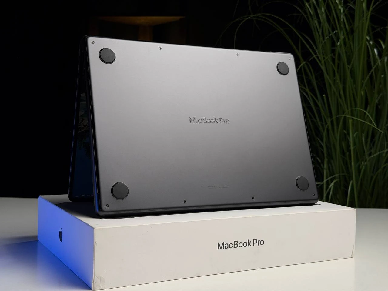 ВЖИВАНИЙ Б/У Apple MacBook Pro 14" M4 Pro/12CPU/16GPU/24GB/512GB Space Black 2024 (MX2H3) - Состояние: хороший | Аккумулятор: 97% | Комплектация: полный | Гарантия: 3 мес.