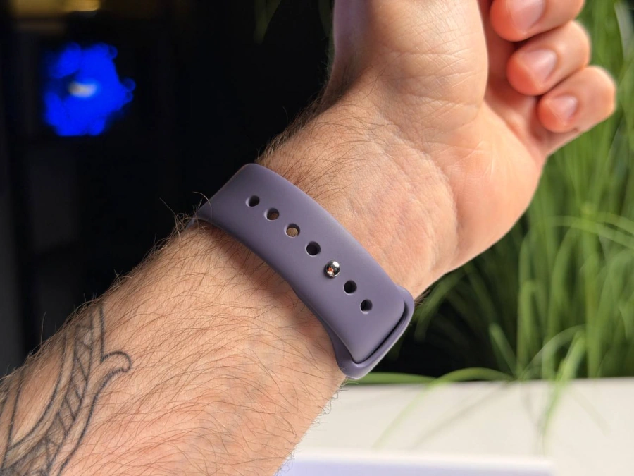 ВИТРИННЫЙ Apple Watch Series 11 GPS 42mm Silver Aluminum Case with Purple Fog Sport Band - S/M (MEU64) - Состояние: идеальный | Аккумулятор: 100% | Комплектация: полный | Гарантия: 3 мес.