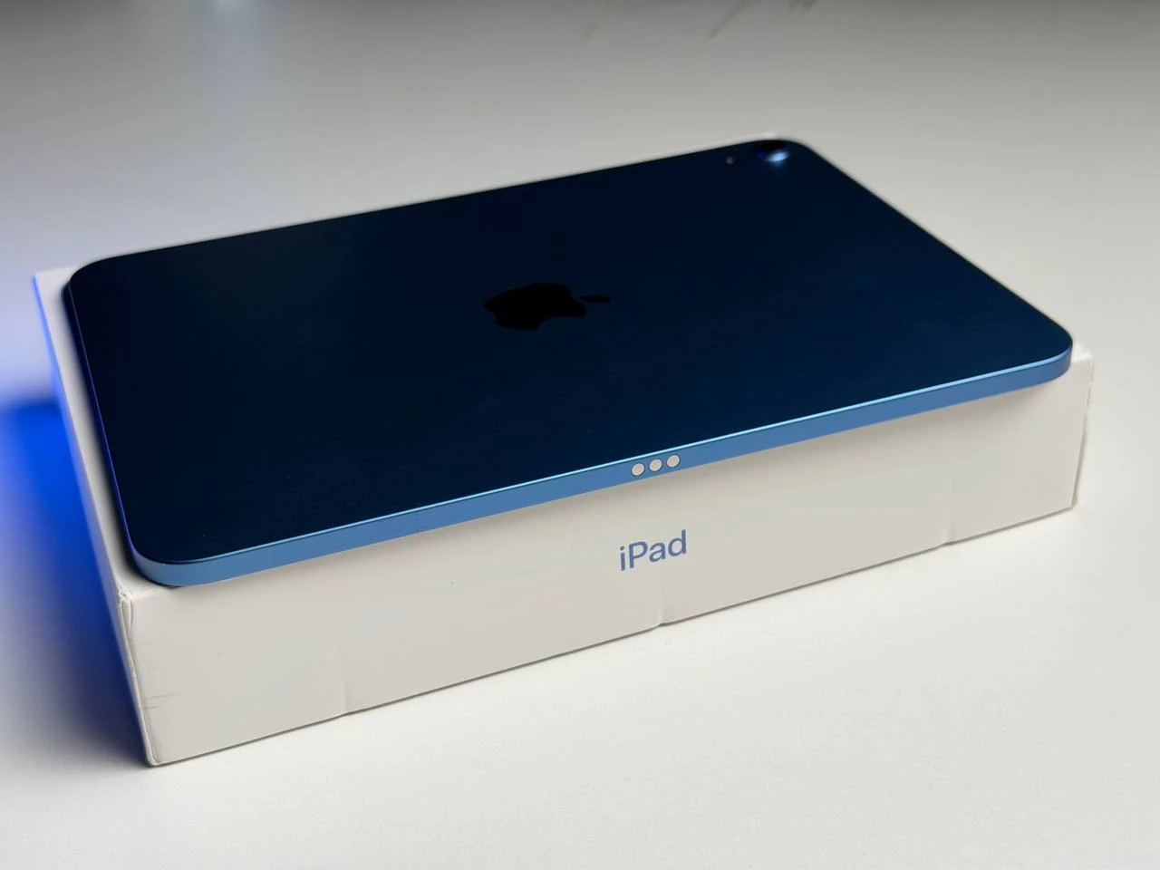 ВЖИВАНИЙ Б/У Планшет Apple iPad 11" [А16] 2025 Wi-Fi 128GB Blue (MD4A4) - Стан: гарний | Акумулятор: 96% | Комплектація: повний | Гарантія: 3 міс.