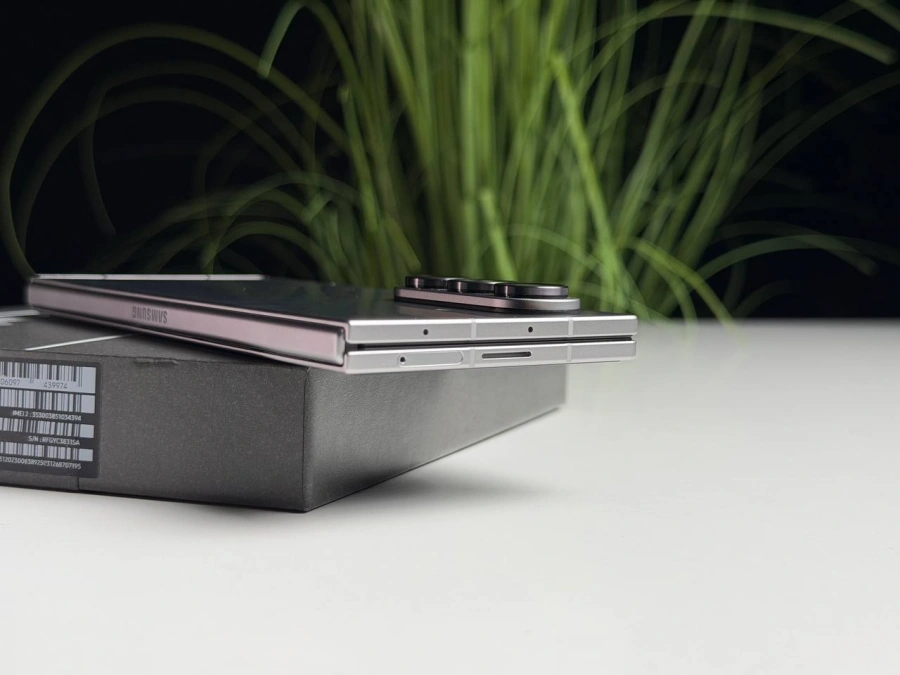 ВЖИВАНИЙ Б/У Смартфон Samsung Galaxy Fold7 12/512GB - Silver Shadow (SM-F966BZSC) - Стан: ідеальний | Акумулятор: 100% | Комплектація: повний | Гарантія: 3 міс.