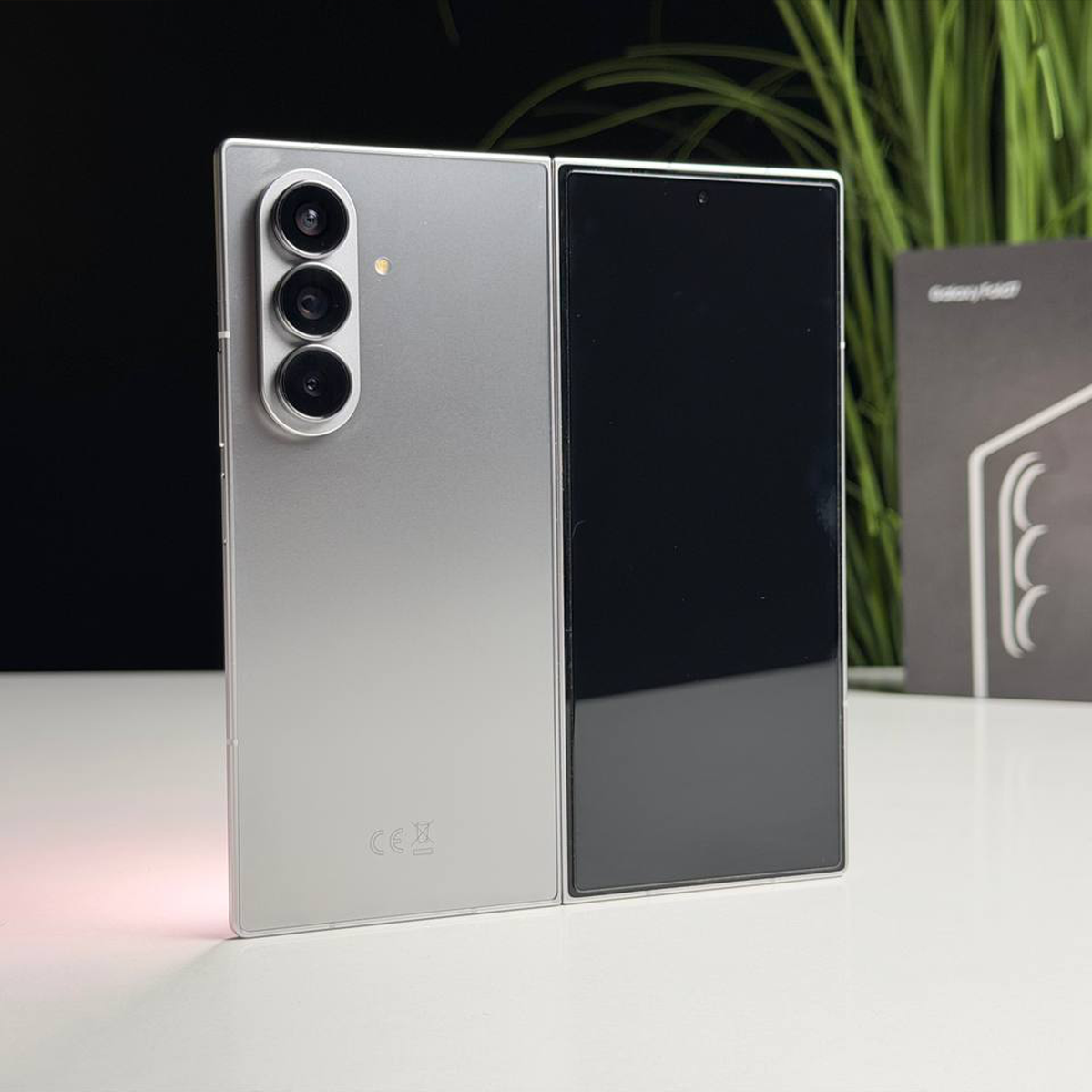 ВЖИВАНИЙ Б/У Смартфон Samsung Galaxy Fold7 12/512GB - Silver Shadow (SM-F966BZSC) - Стан: ідеальний | Акумулятор: 100% | Комплектація: повний | Гарантія: 3 міс.