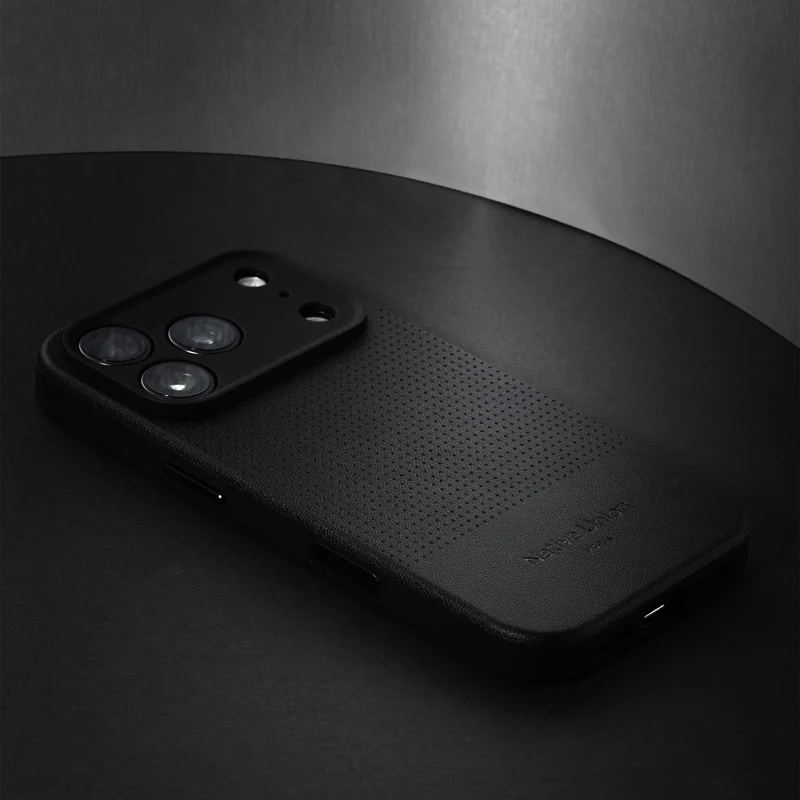 Чохол Native Union Active Case for iPhone 18 Pro/17 Pro - Black (ACTCSE-BLK-NP26P)