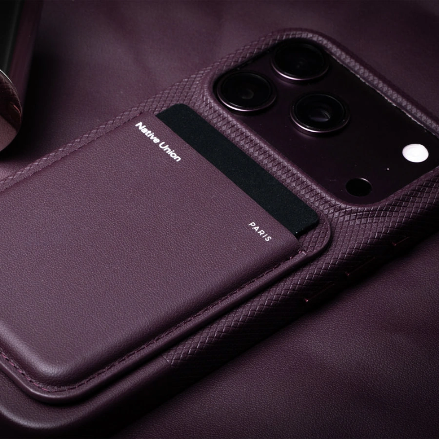 Чохол Native Union (Re)Classic Case for iPhone 18 Pro Max/17 Pro Max - Burgundy (RECLA-BGY-NP26PM)