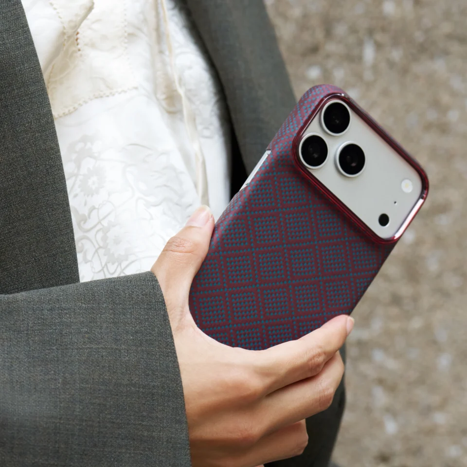 Чохол Pitaka Edge Case for iPhone 18 Pro/17 Pro - Blue's Red