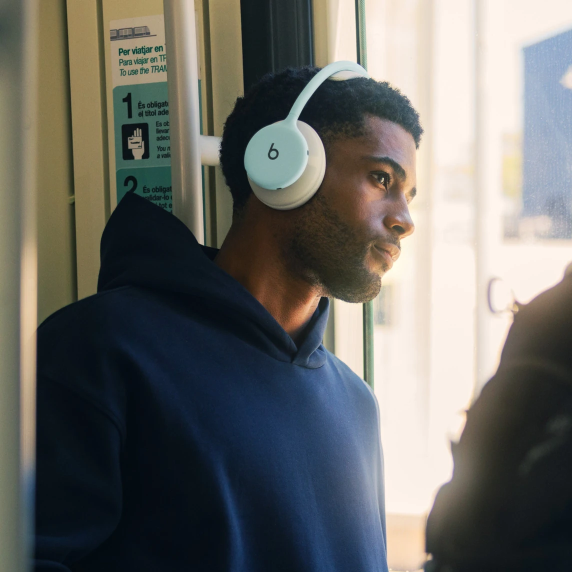 Наушники Beats 360 Over-Ear Headphones – Sky with Sky Performance Knit Cushions (MJE44)