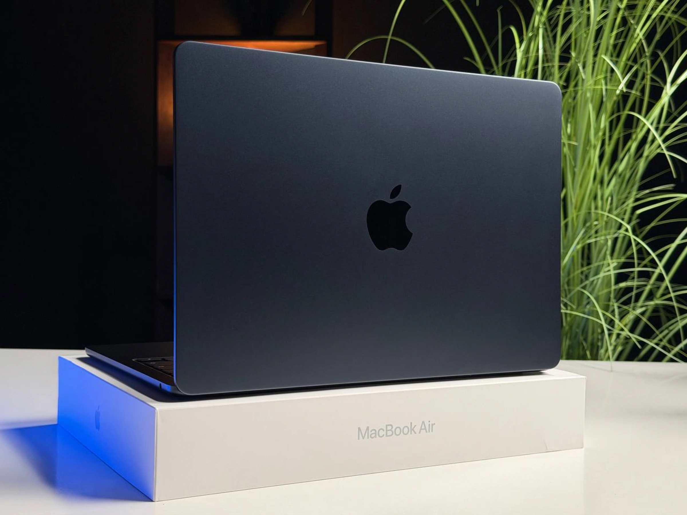 NEW NO BOX MacBook Air 13" M5/10CPU/8GPU/16GB/512GB Midnight 2026 (MDHE4) - Стан: ідеальний | Акумулятор: 100% | Комплектація: повний | Гарантія: 3 міс.