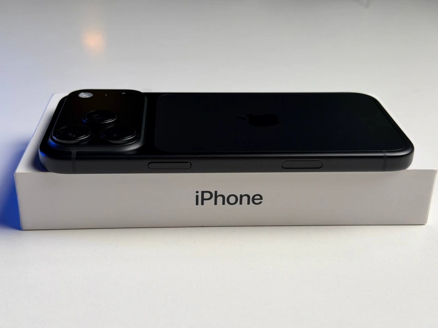 OPEN BOX Apple iPhone 18 Pro Max 256GB Black (MJXN4) - Стан: ідеальний | Акумулятор: 100% | Комплектація: повний | Гарантія: 12 міс.
