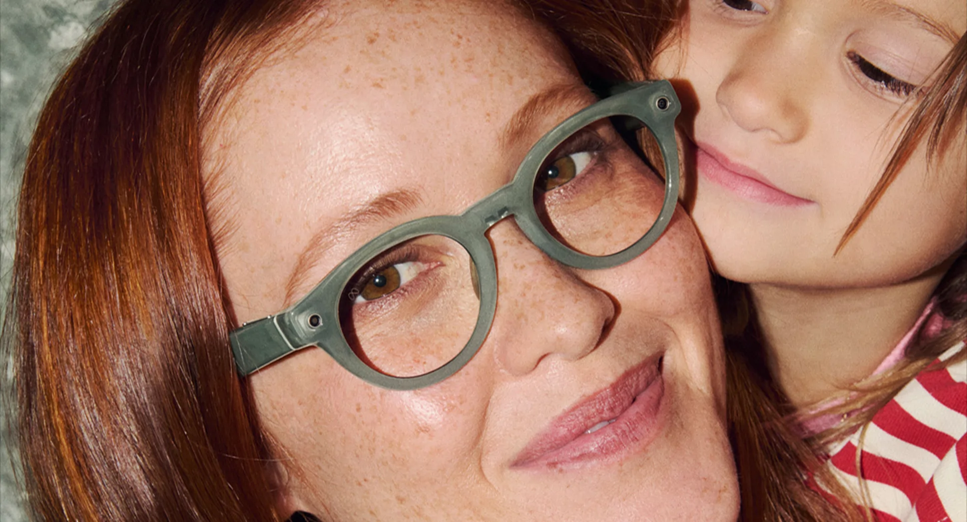 Смарт-окуляри Meta Nova Small Sage Frame / Clear to Emerald Transitions Lenses