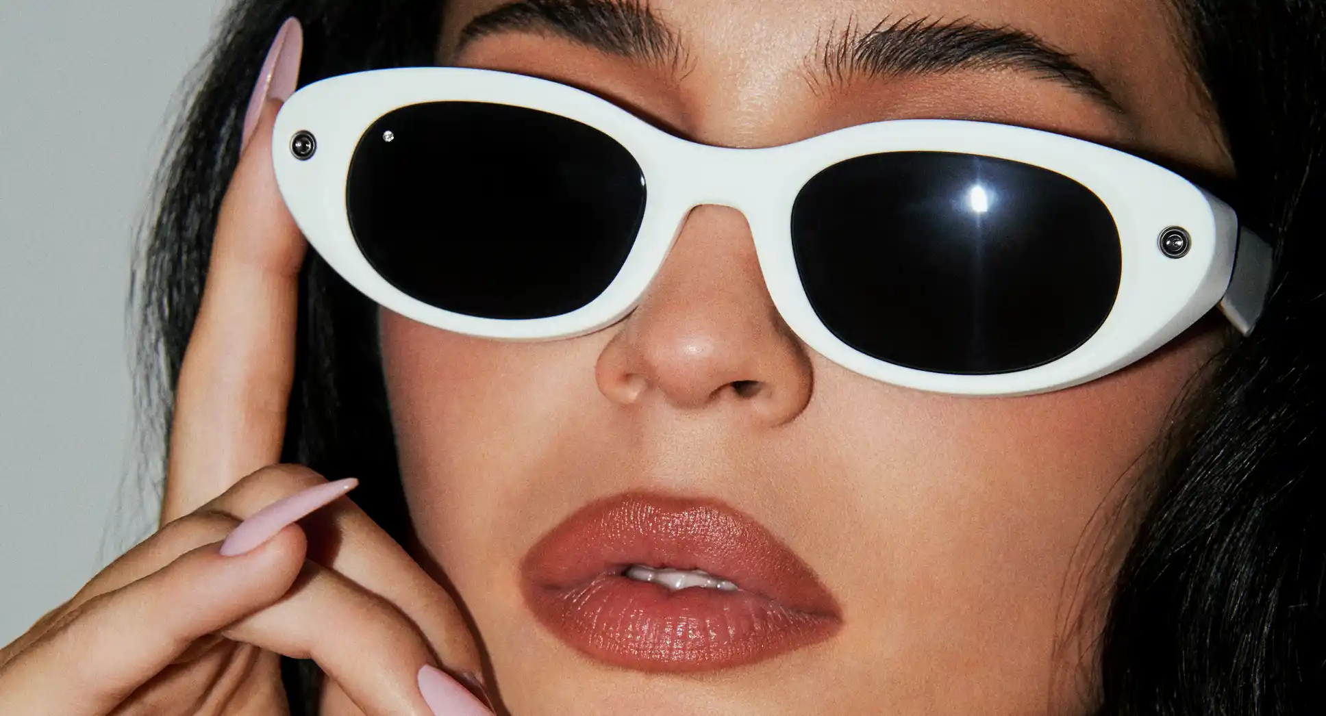 Смарт-окуляри Meta Starfire Kylie Edition Standard Ivory Frame / Black Lenses