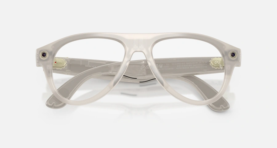 Смарт-окуляри Ray-Ban | Meta Aviator LIMITED EDITION [Gen 3] Standard Polished Milky Warm Beige Frame / Clear to Brown Transitions Lenses (RW4016 6907M4 54-18)