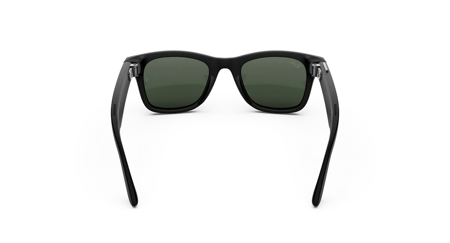 Смарт-очки Ray-Ban | Meta Wayfarer [Gen 3] Standard Matte Black Frame / Clear to Green Transitions Lenses (RW4011 601S1M 50-22)