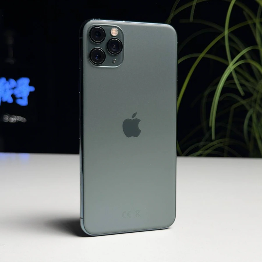 ВЖИВАНИЙ Б/У Apple iPhone 11 Pro Max 256GB Midnight Green (MWH72) - Стан: гарний | Акумулятор: 100% | Комплектація: iPhone, кабель | Гарантія: 3 міс.